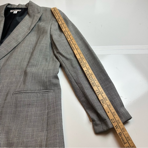 Pendleton Gray Plaid Blazer with Gold Buttons - Picture 8 of 10